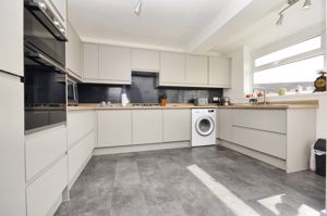 Photo 21- click for photo gallery